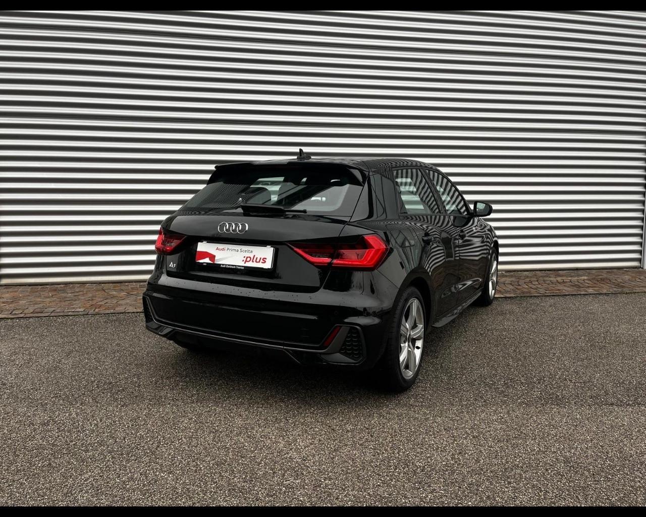 AUDI A1 SPORTBACK 30 TFSI S -TRONIC S-LINE EDITION