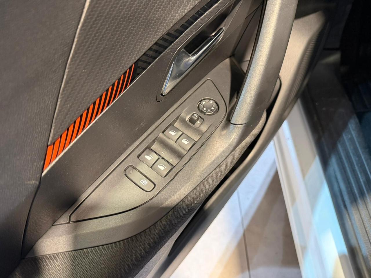 Peugeot 2008 BlueHDi 110 S&S Active