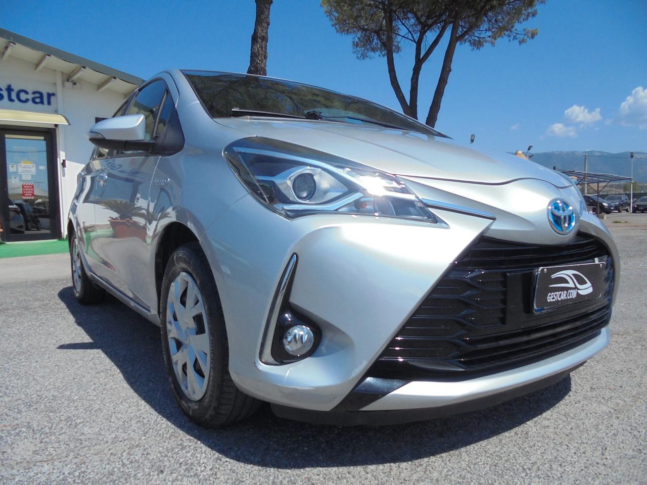 Toyota Yaris 1.5 Hybrid 5 porte Business