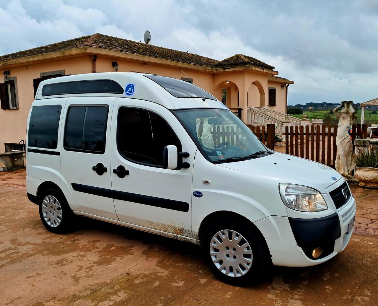 Fiat Doblo Doblò 1.9 120cv TETTO ALTO TRASPORTO DISABILI unipro'