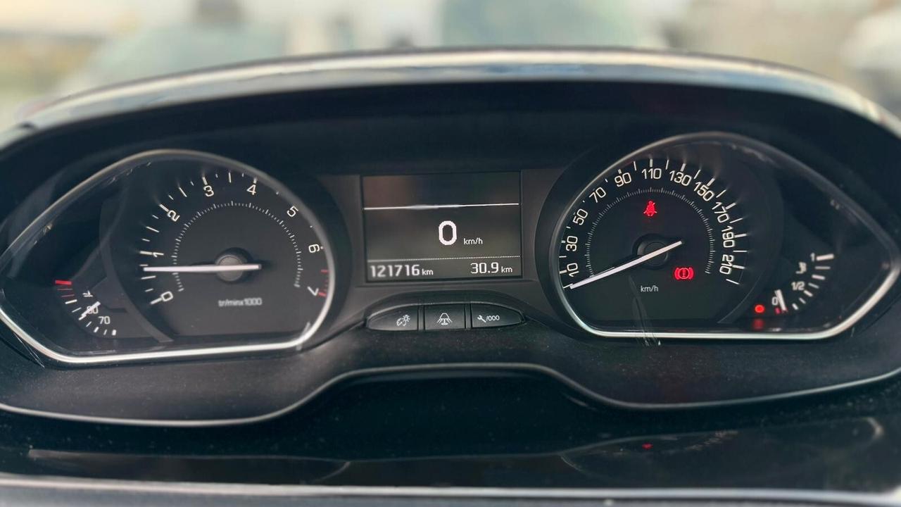 Peugeot 208 1.4 B/GPL 2015 NEOP.