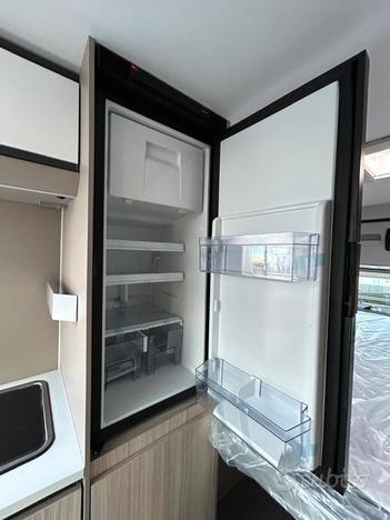 Adria Twin Plus 640 SGX-Km 0