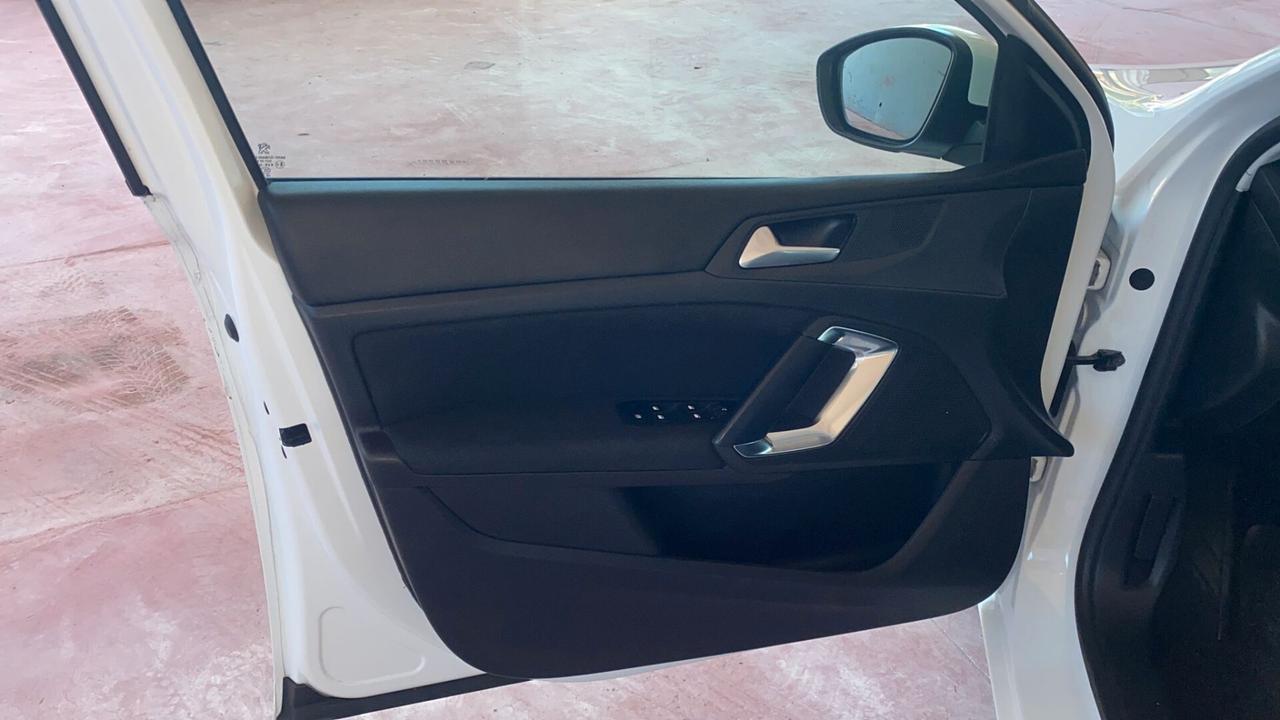 Peugeot 308 BlueHDi 100 S&S SW Active