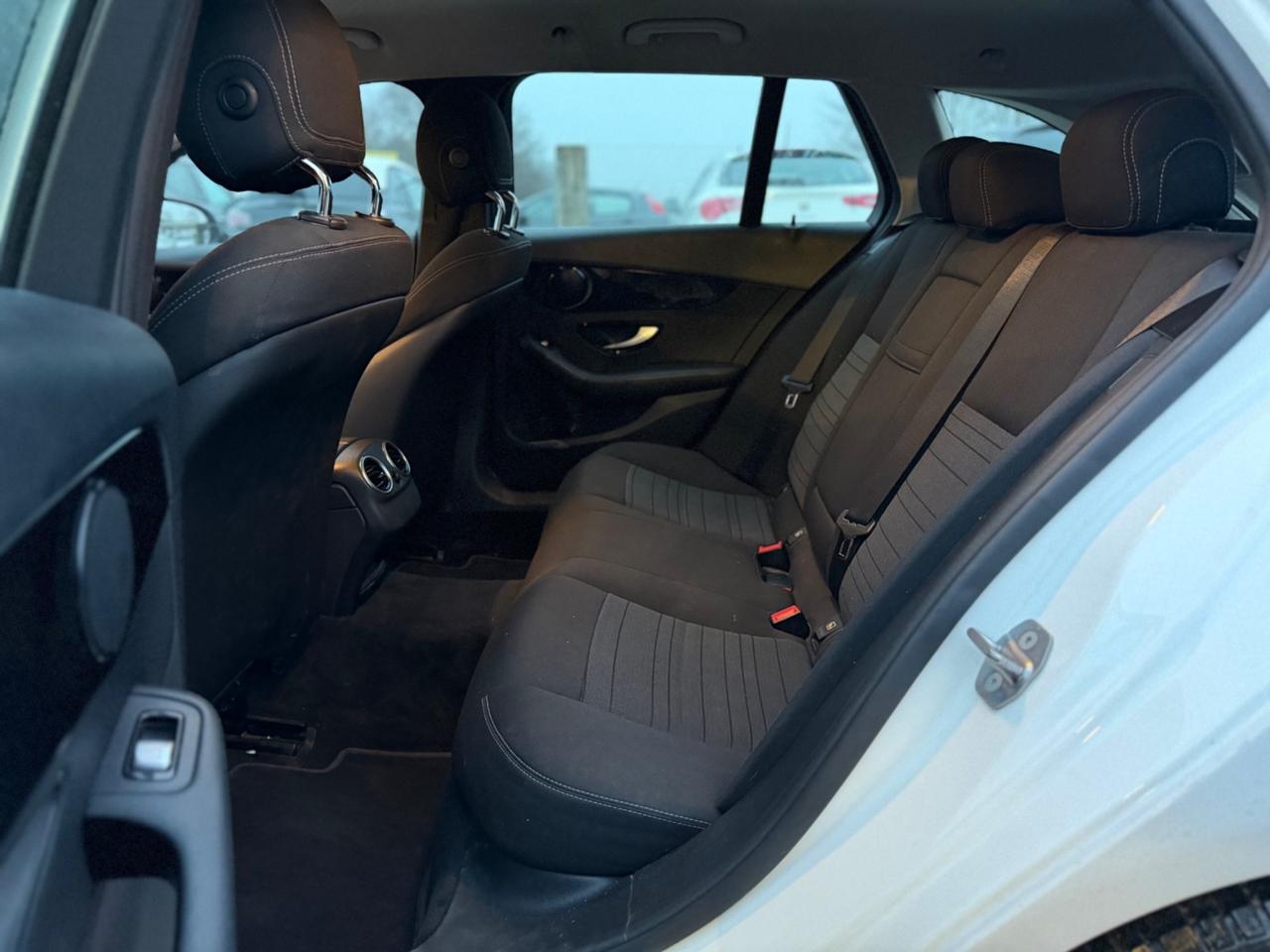 Mercedes-benz C220D (180.000KM)