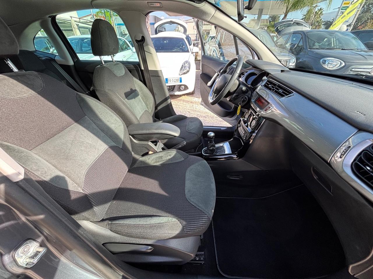 CITROEN C3 1.4 BENZ EXCLUSIVE 60.000KM