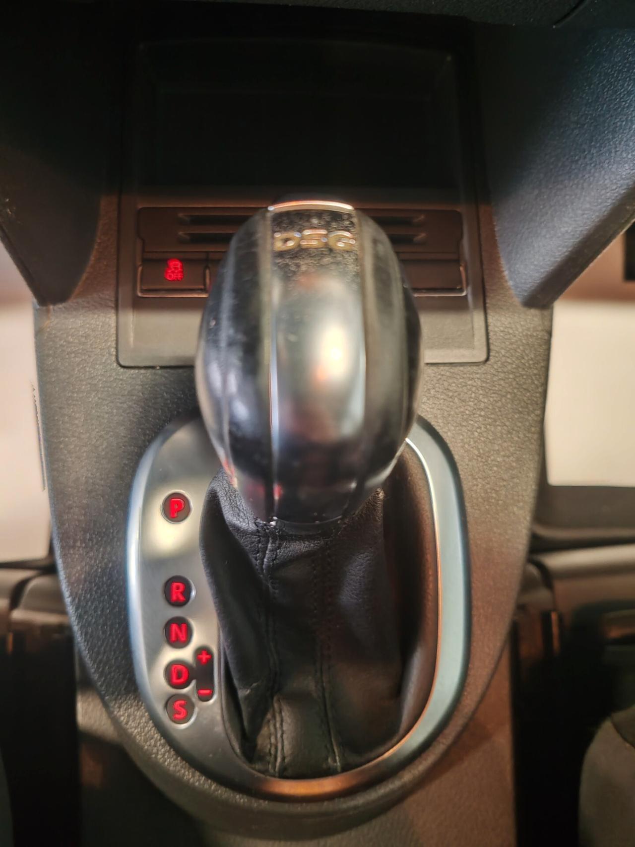 Volkswagen Touran 1.6 TDI DSG Comfortline