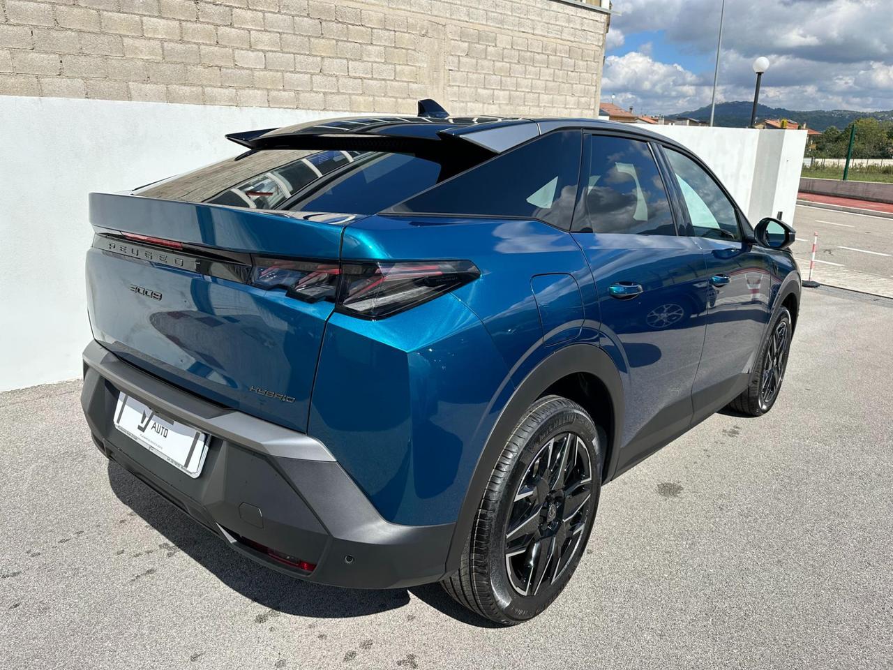 Peugeot 3008 1.2 hybrid GT 145cv e-dcs6