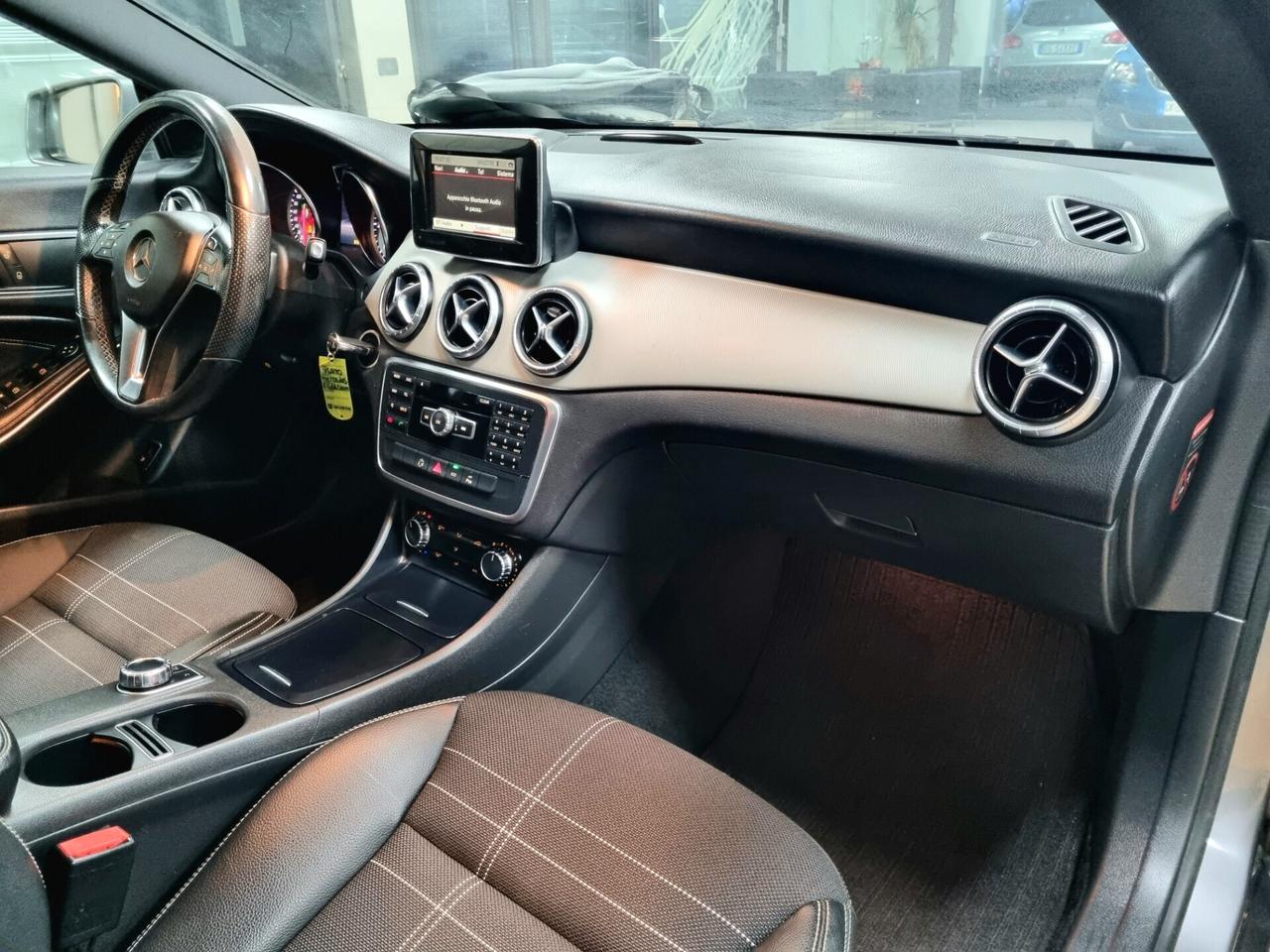 MERCEDES-BENZ CLA200 CDI 136CV EXECUTIVE TETTUCCIO