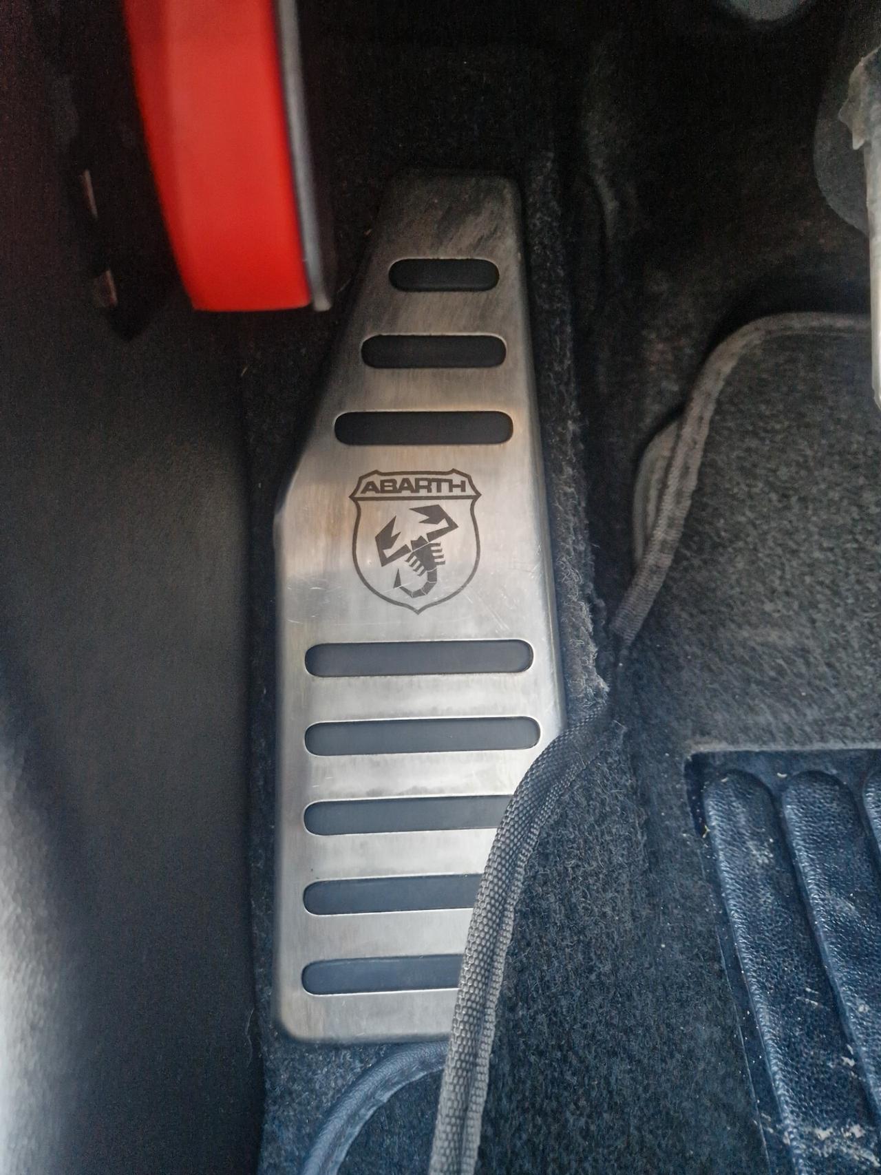 Abarth 595 1.4 Turbo T-Jet 165 CV Pista