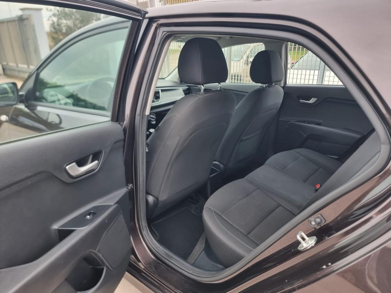 Kia Rio 1.4 CRDi 5p. Cool Collection