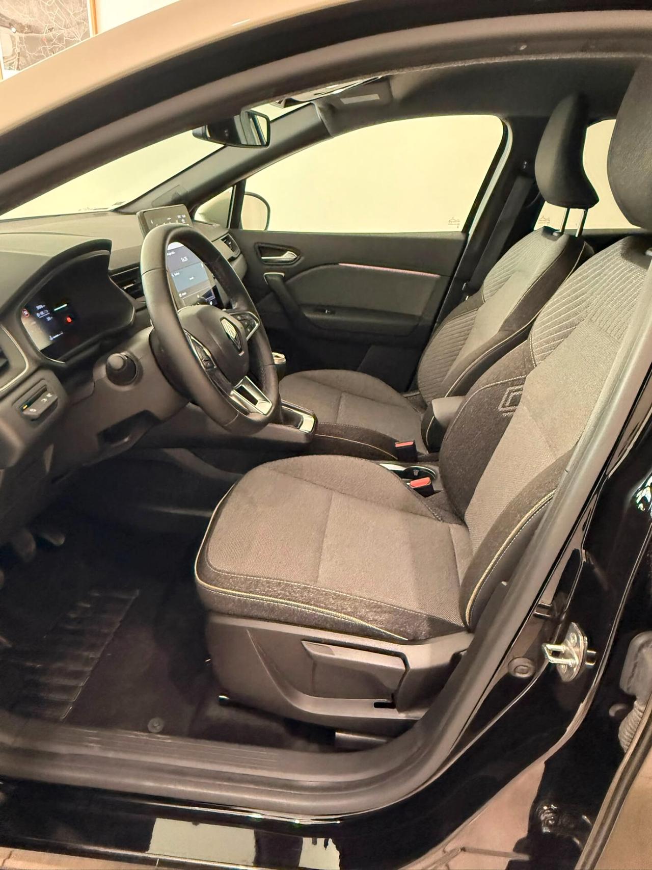 Renault Captur Capture 1.0 90CV anno 2025 30.000 km