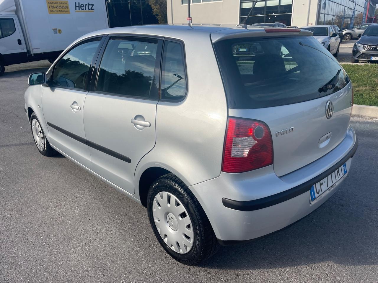 VOLKSWAGEN POLO 1.2 BENZINA 185.000 2003 NEOPATENTATI