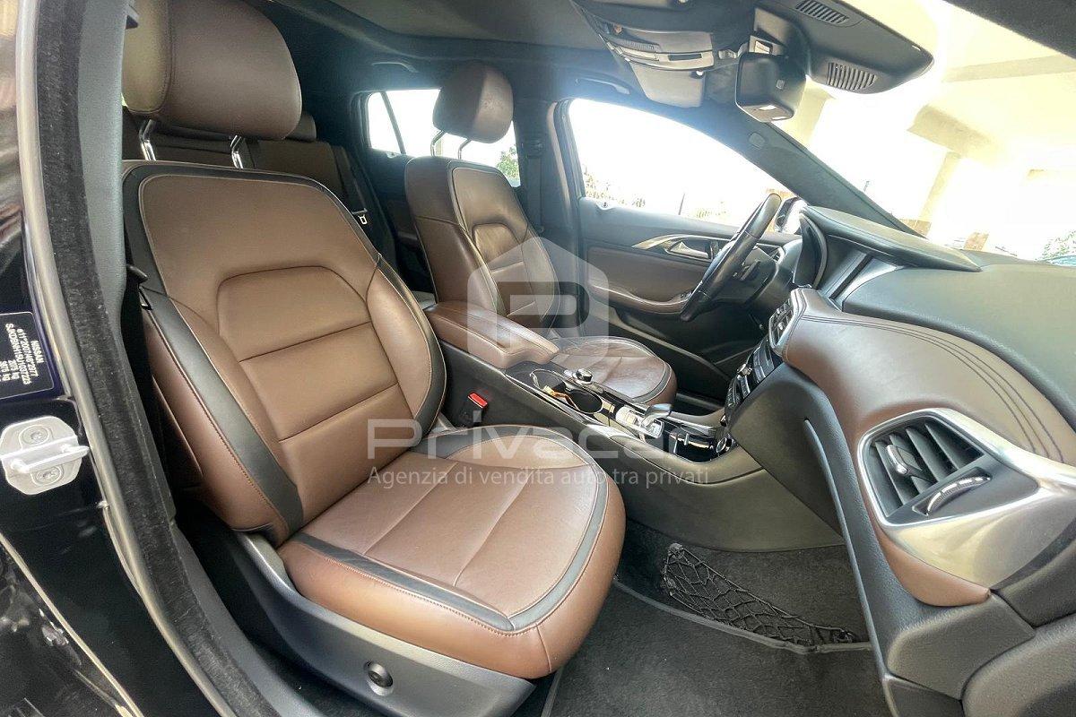 INFINITI QX30 2.2 diesel DCT AWD Premium Tech