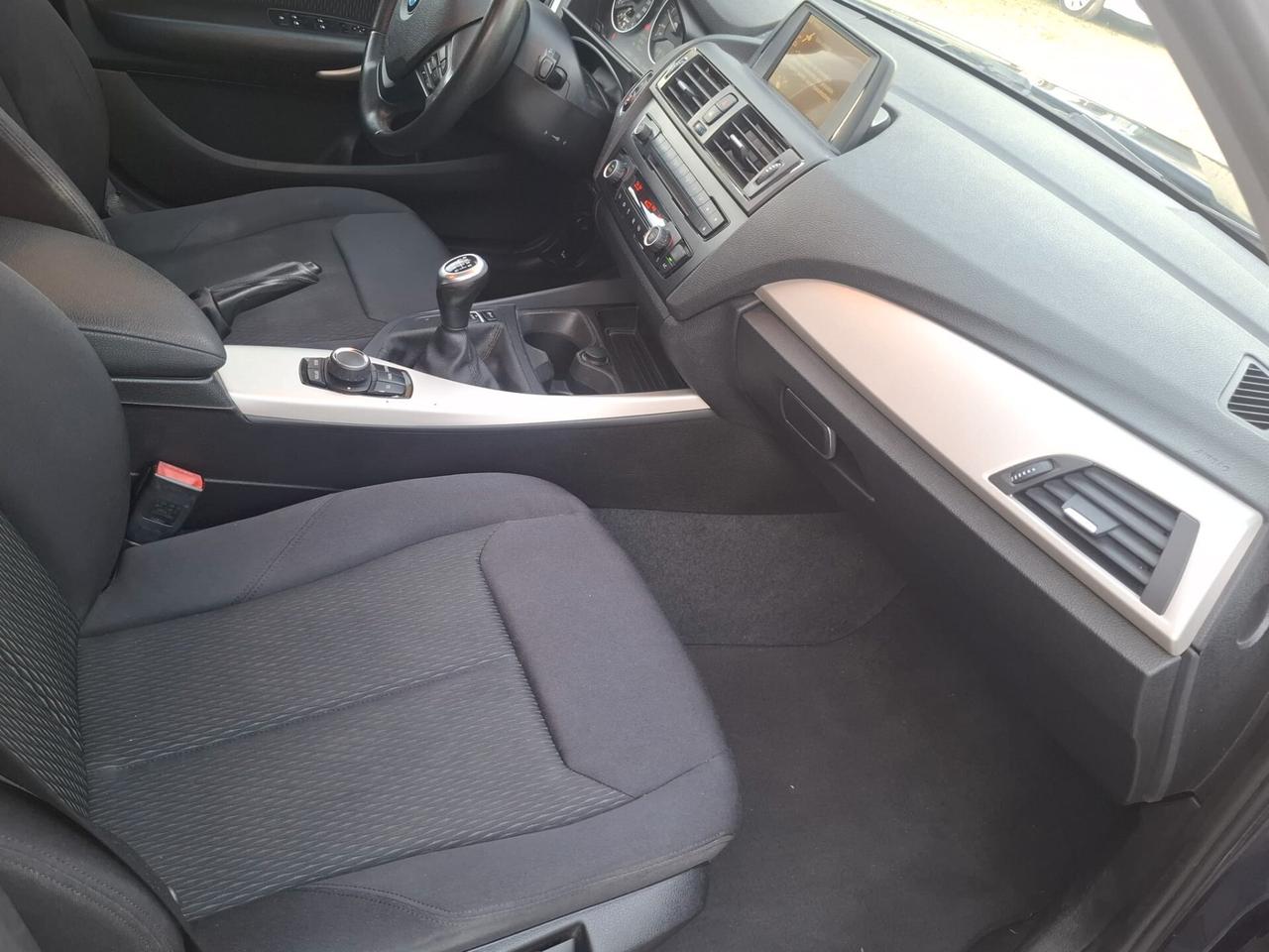Bmw 114 114d 5p. Unique