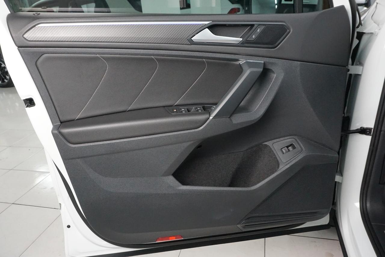 Volkswagen Tiguan 2.0 TDI 150 CV SCR DSG R-Line