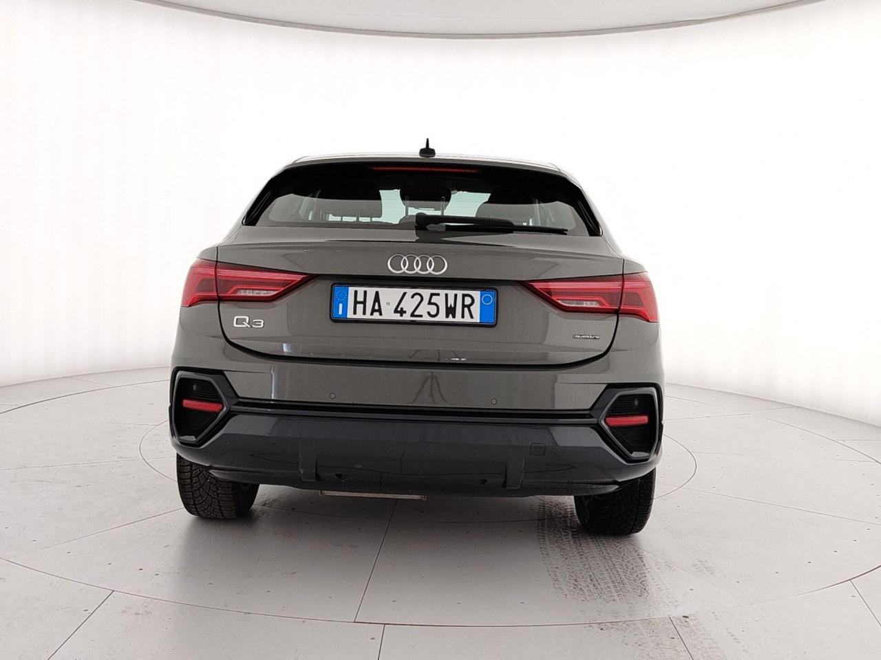 Audi Q3 SPB 35 TDI quattro S tronic Business Plus