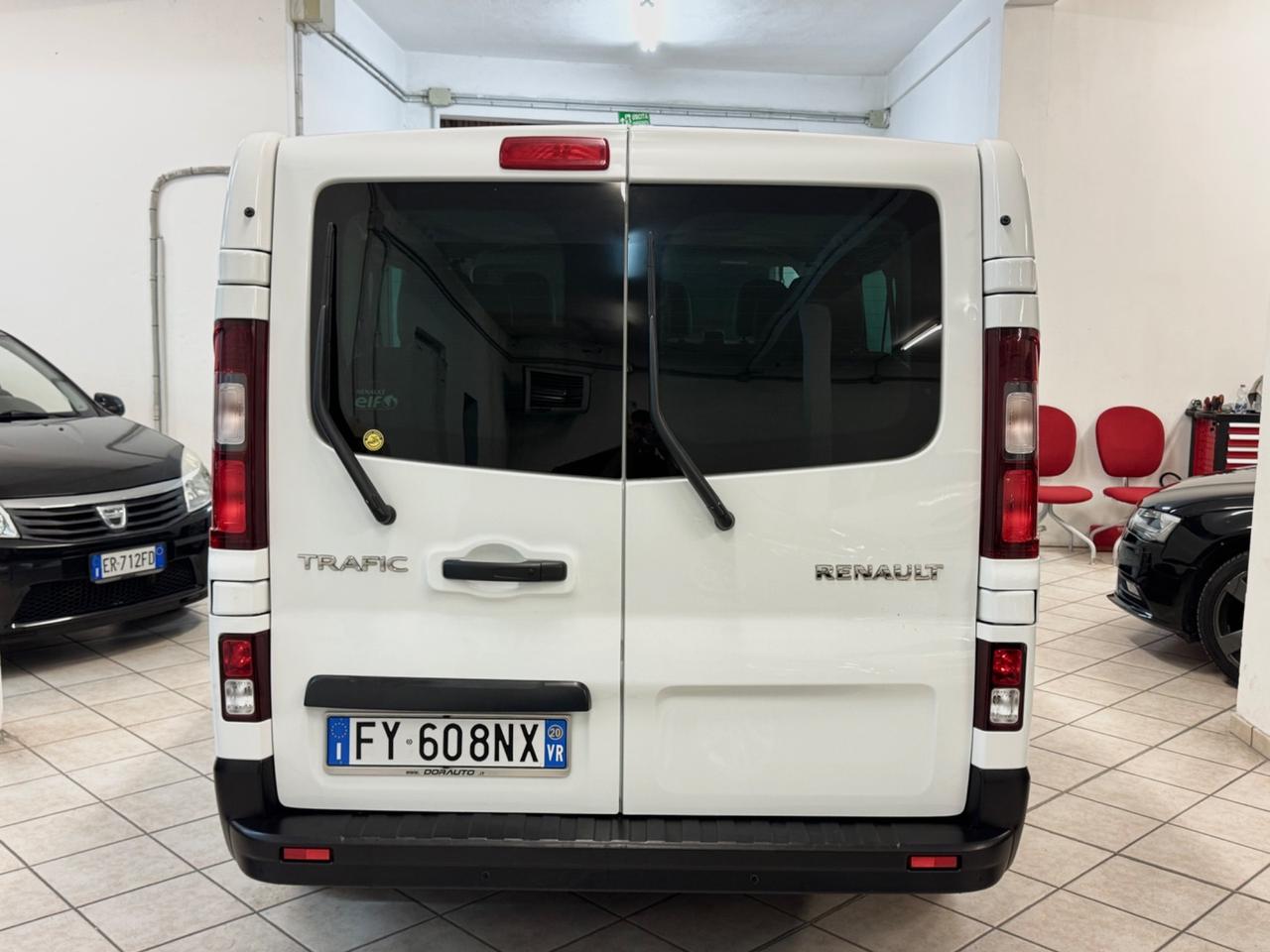 Renault Trafic 2.0 dCi 145CV 9 Posti Restyiling
