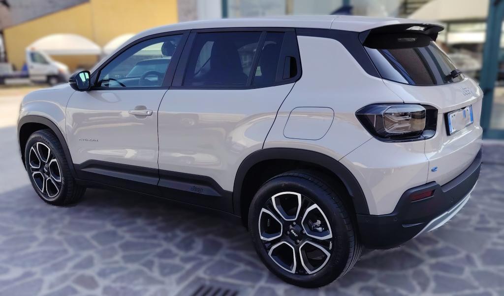 Jeep Avenger full-electric Summit fwd 156cv auto