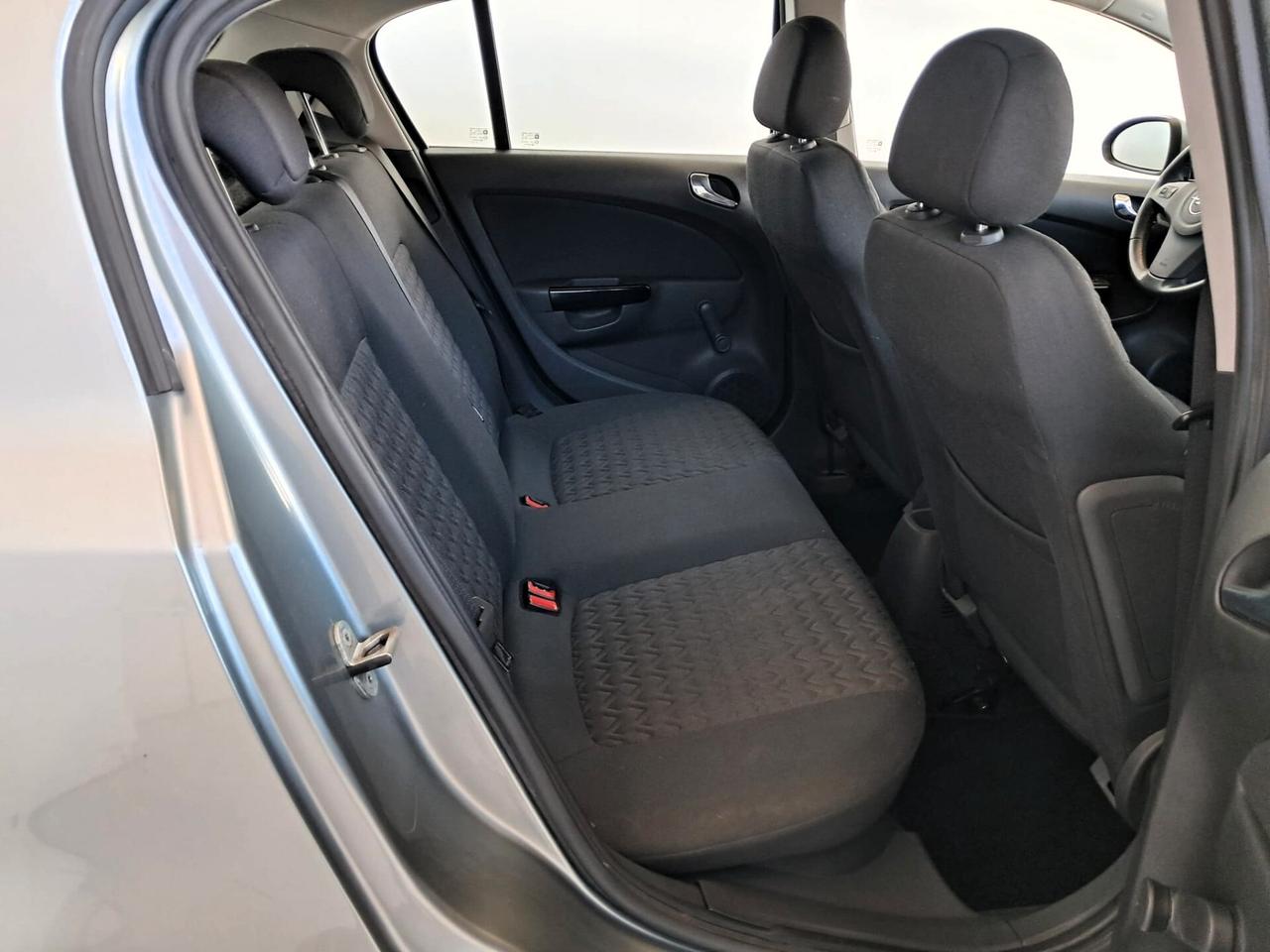 Opel Corsa 1.2 5 porte Edition