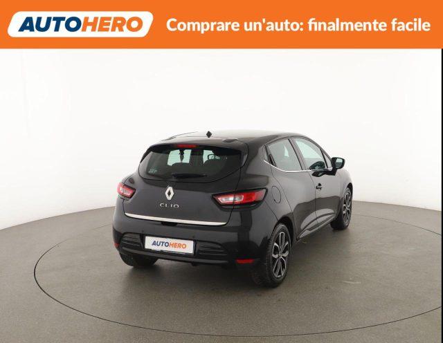 RENAULT Clio TCe 12V 90 CV 5 porte Moschino Intens