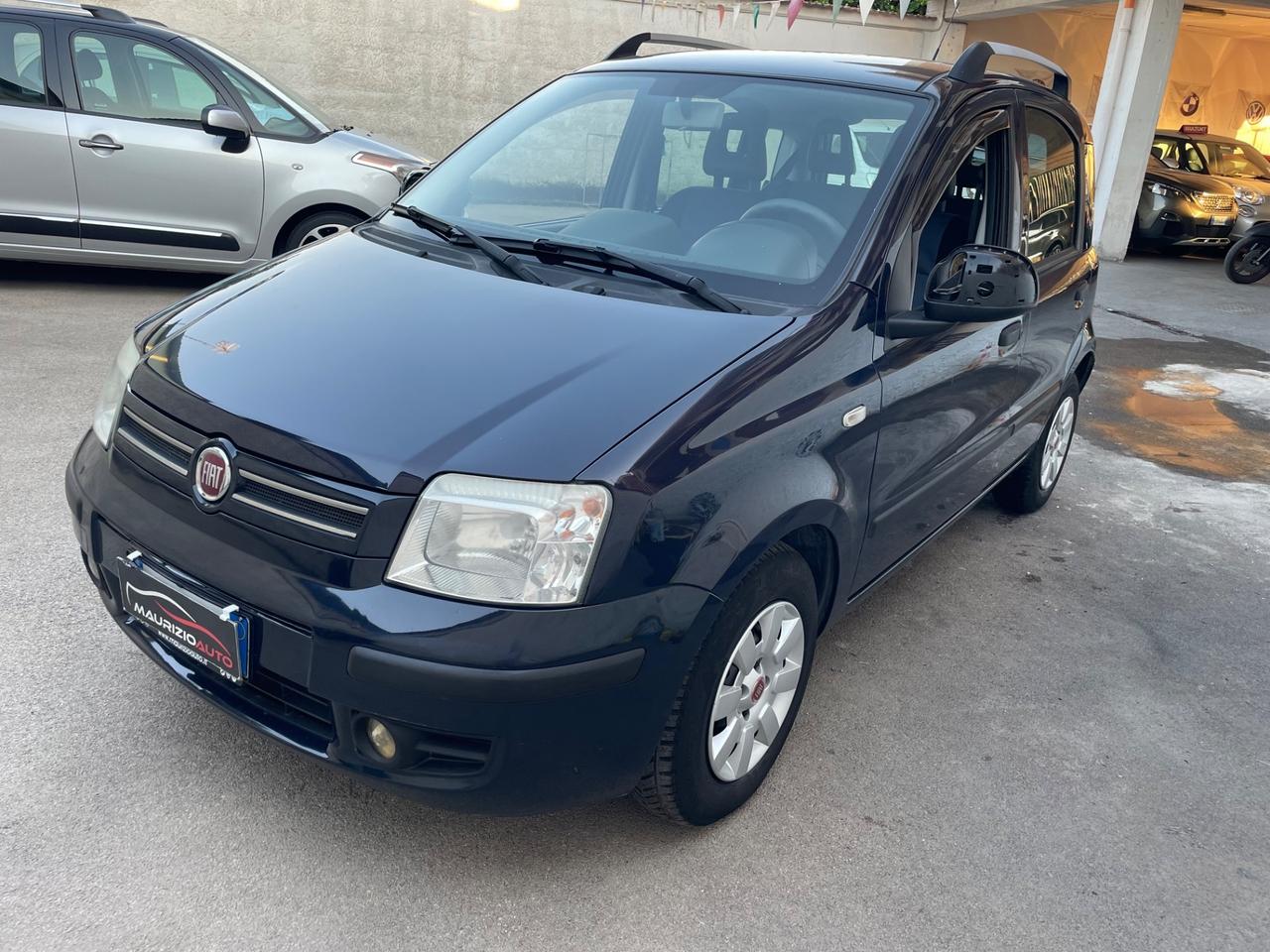 Fiat Panda 1.2 gpl scadenza 2034 full optional tagliandata distribuzione eseguita tutto ok