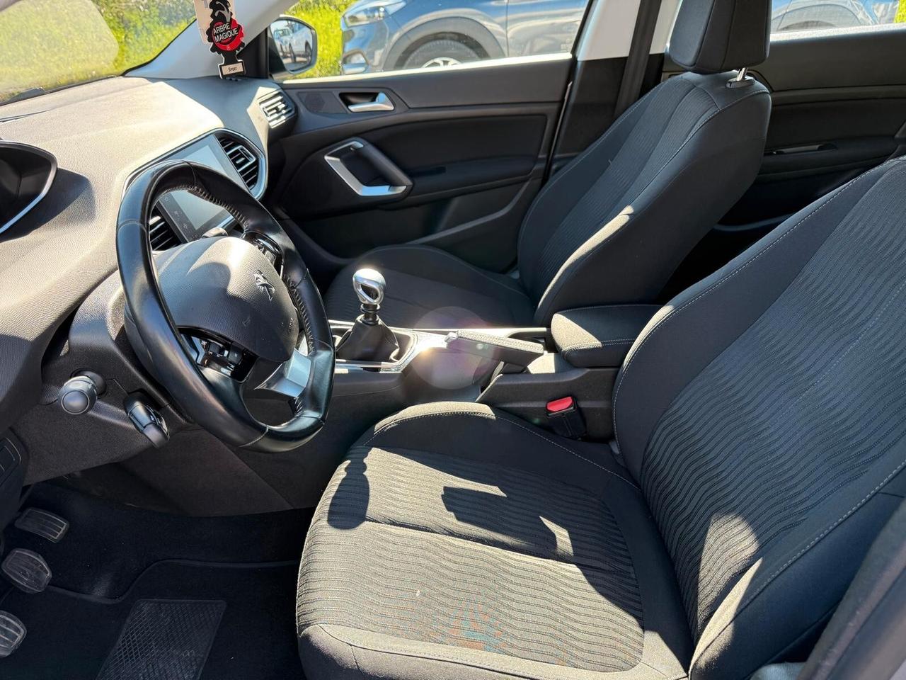 Peugeot 308 BlueHDi 120