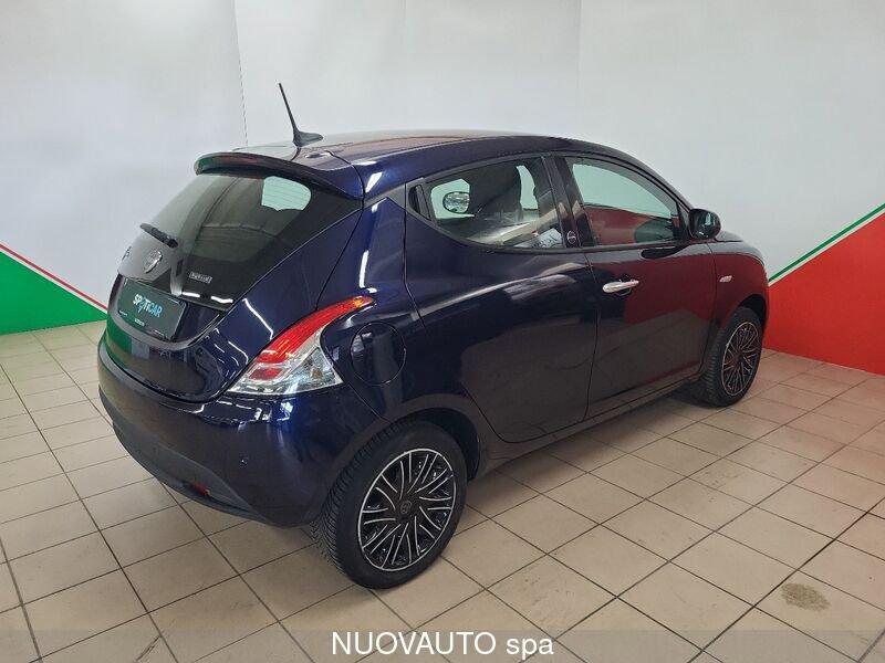 Lancia Ypsilon 1.0 FireFly 5 porte S&S Hybrid Gold