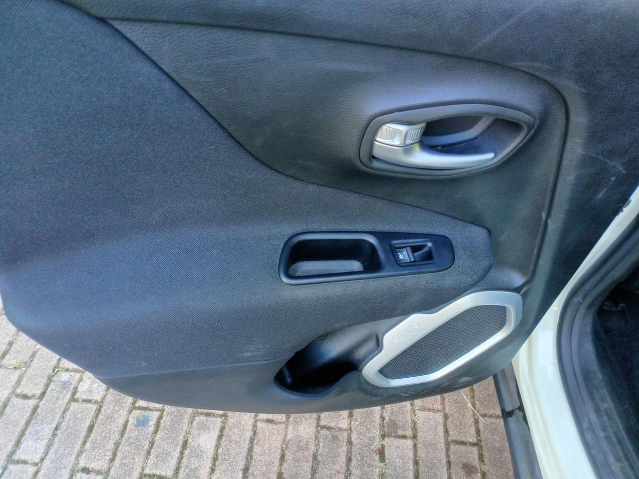 Jeep Renegade Longitude 1.6 MultiJet  #7277