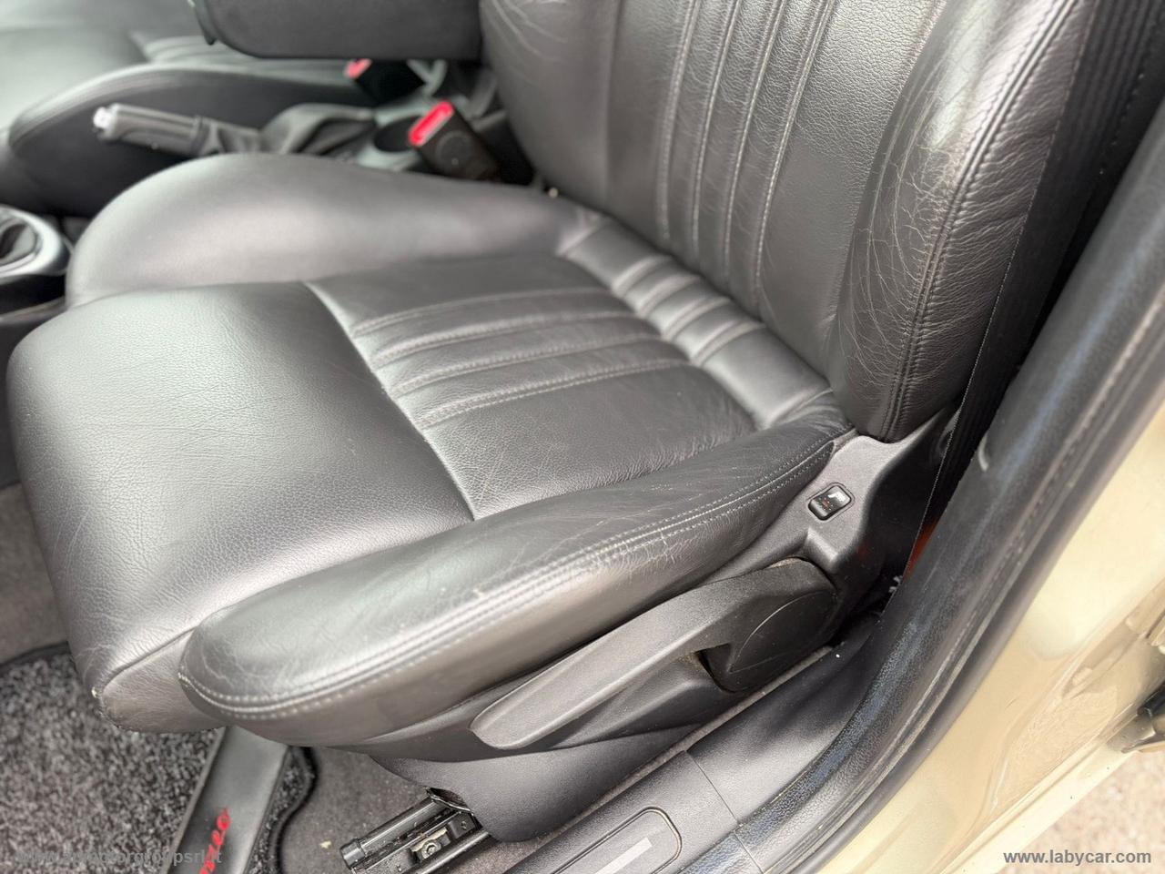 ALFA ROMEO 147 1.6 TS 105CV 5p. Distinctive