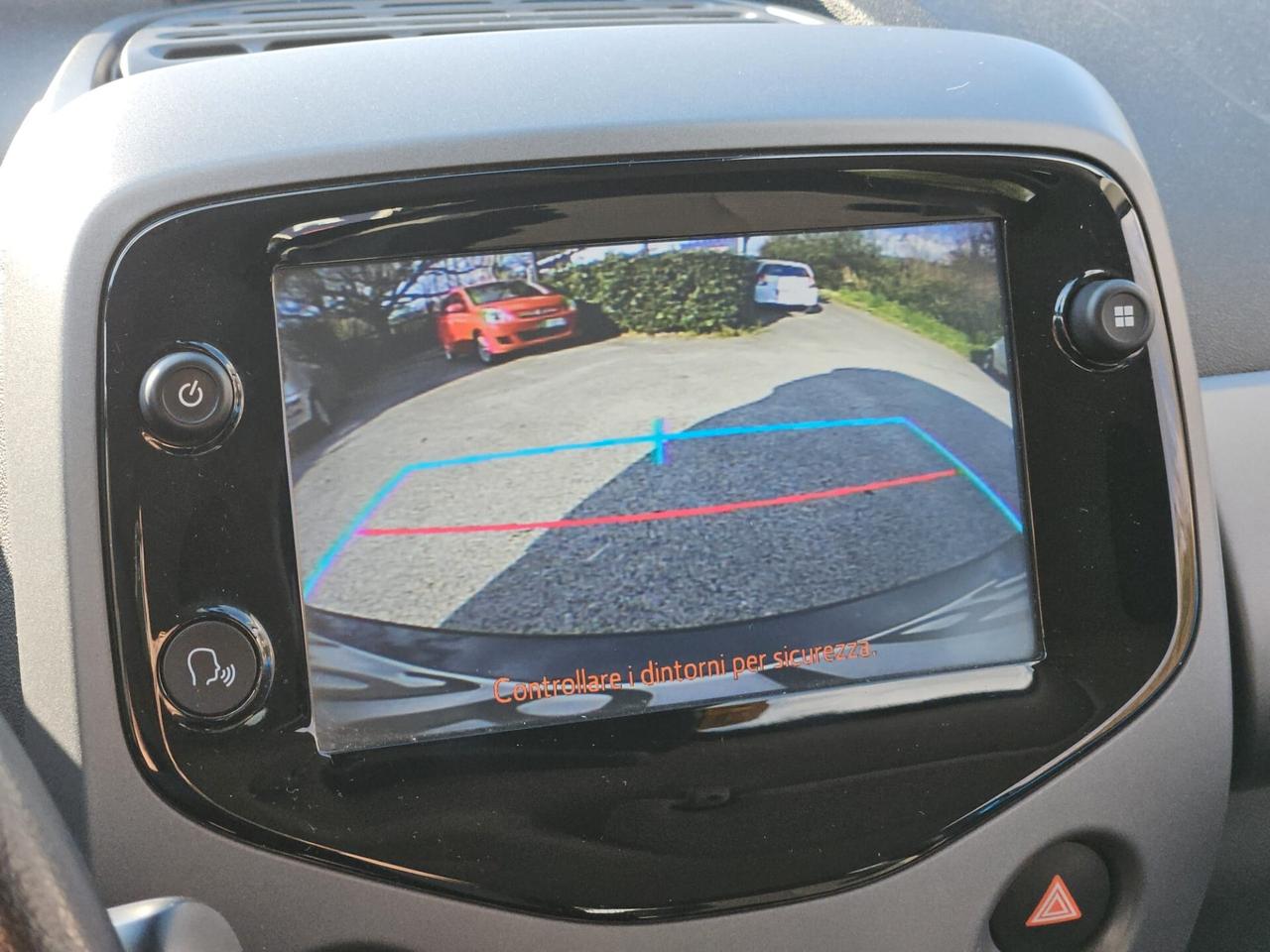 Toyota Aygo 1.0 VVT-i 72 CV 5 porte x-cite AUTOMATICA