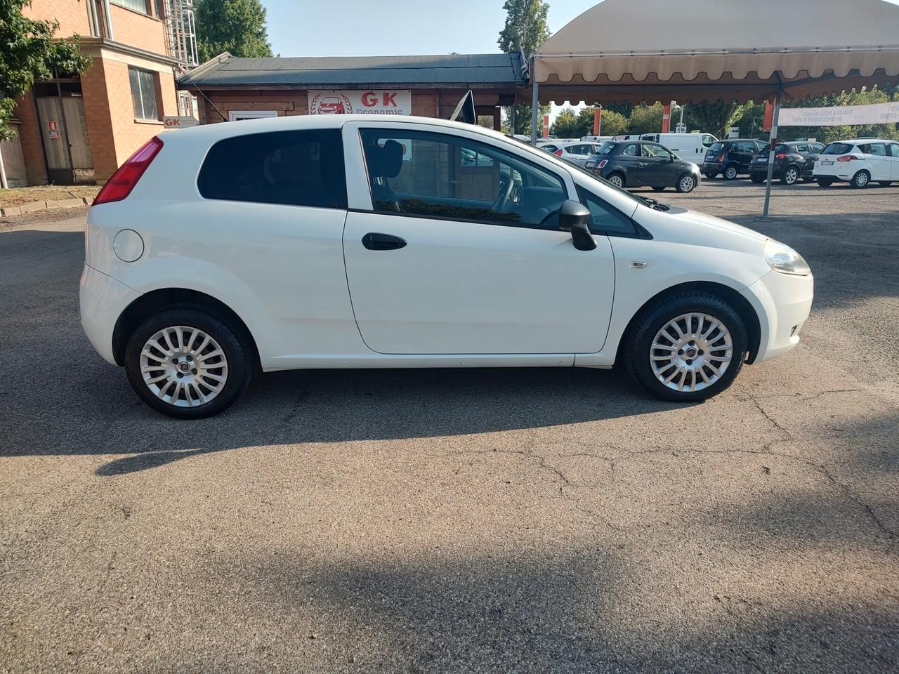 Fiat Grande Punto 1.3 MJT 75 CV 3 porte S&S Actual, OK NEOPATENTATI.