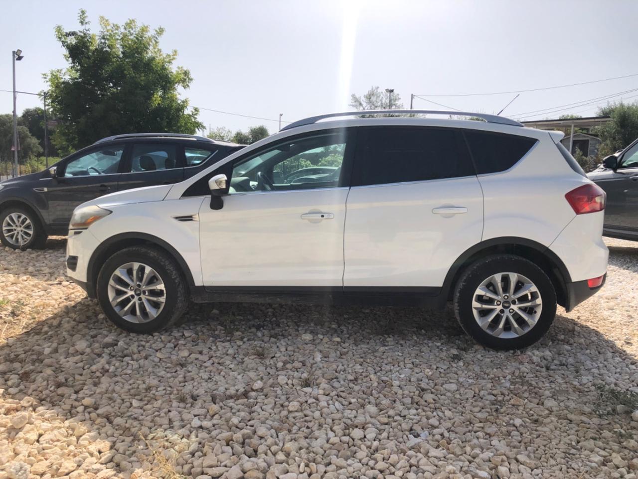 Ford Kuga Kuga+ 2.0 TDCi 140 CV 2WD DPF