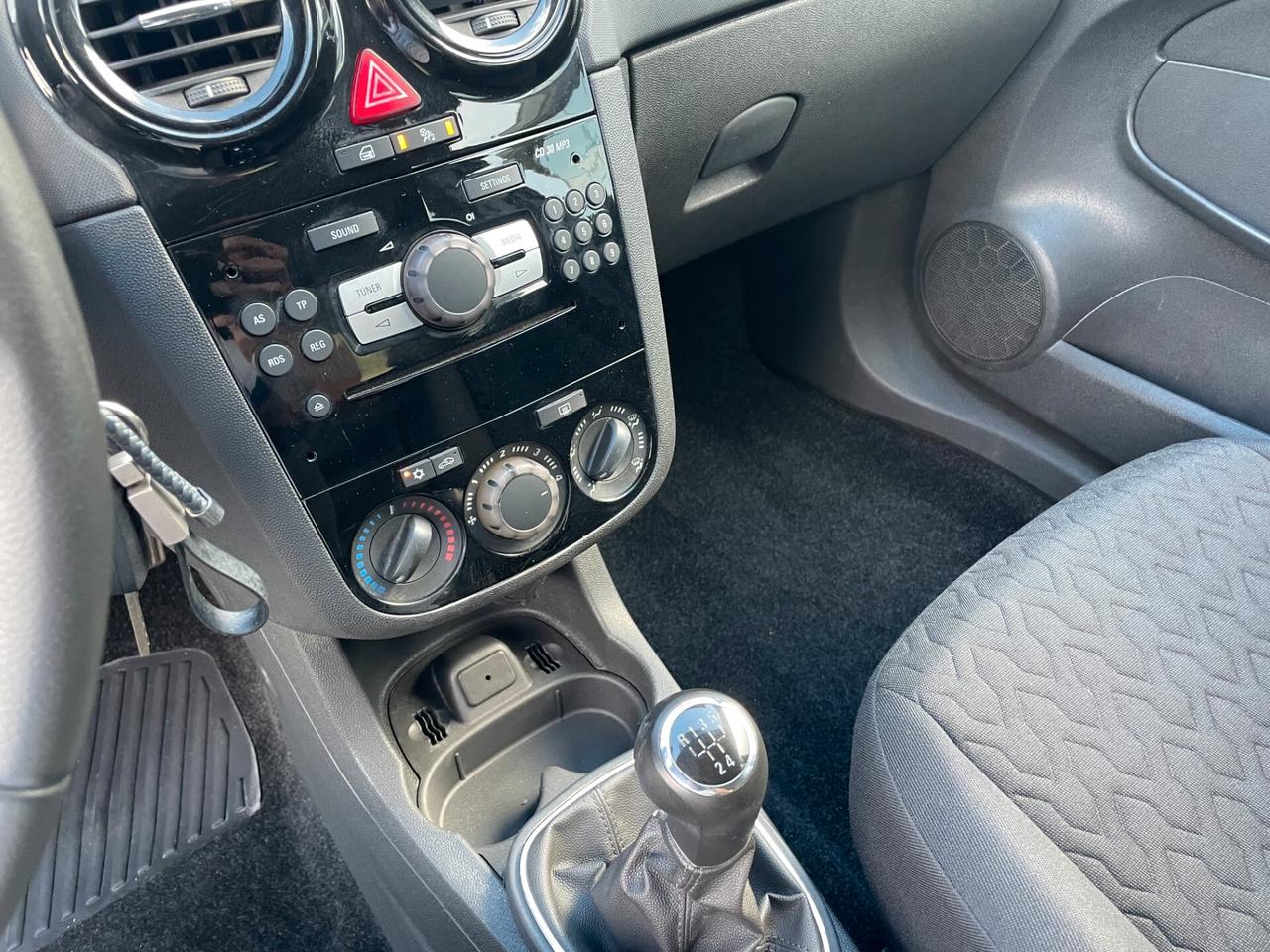 Opel Corsa 1.2 5 porte Sport IDONEA NEOPATENTATI