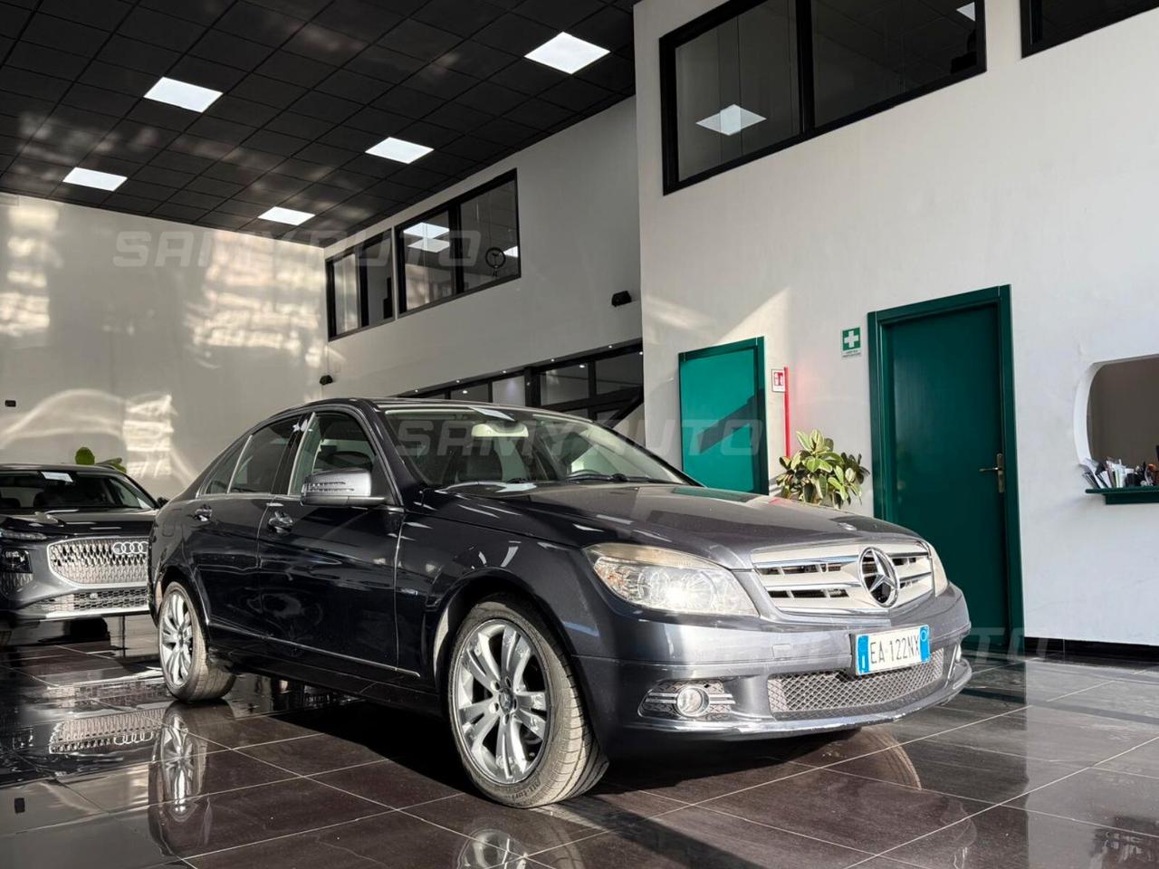 Mercedes-benz C 220 CDI BlueEFFICIENCY Avantgarde AMG
