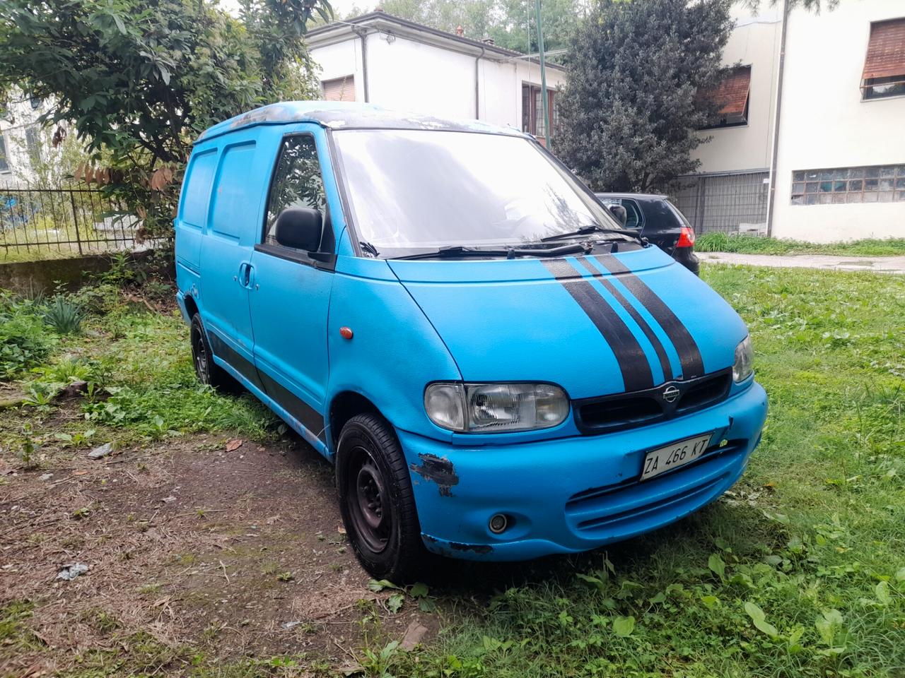 Nissan Vanette Autocarro