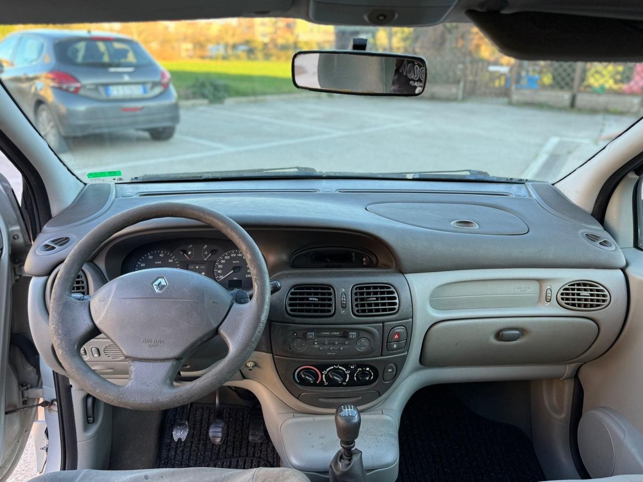 Renault Megane Scénic 1.9 dCi cat Expression