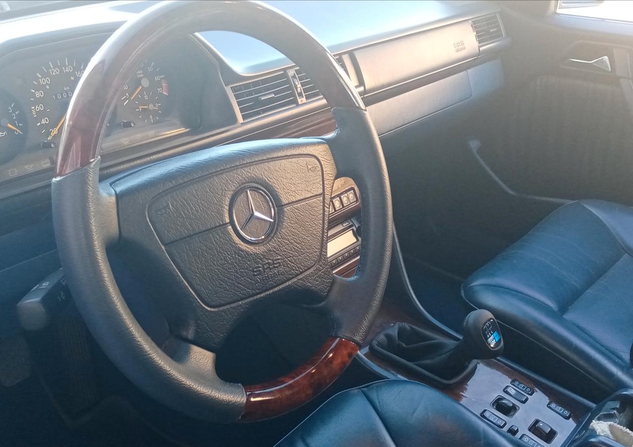 Mercedes-benz E 200 Cabriolet-1995