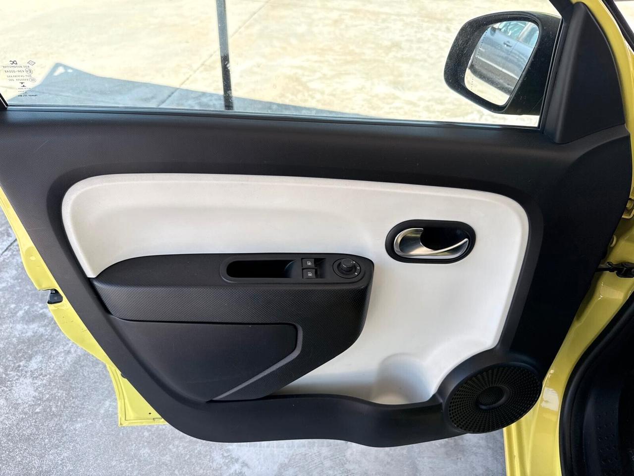 Renault Twingo 1.0 SCe Live