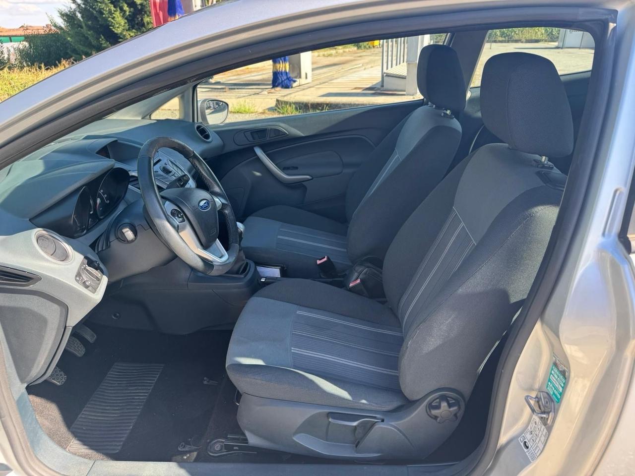 Ford Fiesta 1.4 3 porte Bz.- GPL