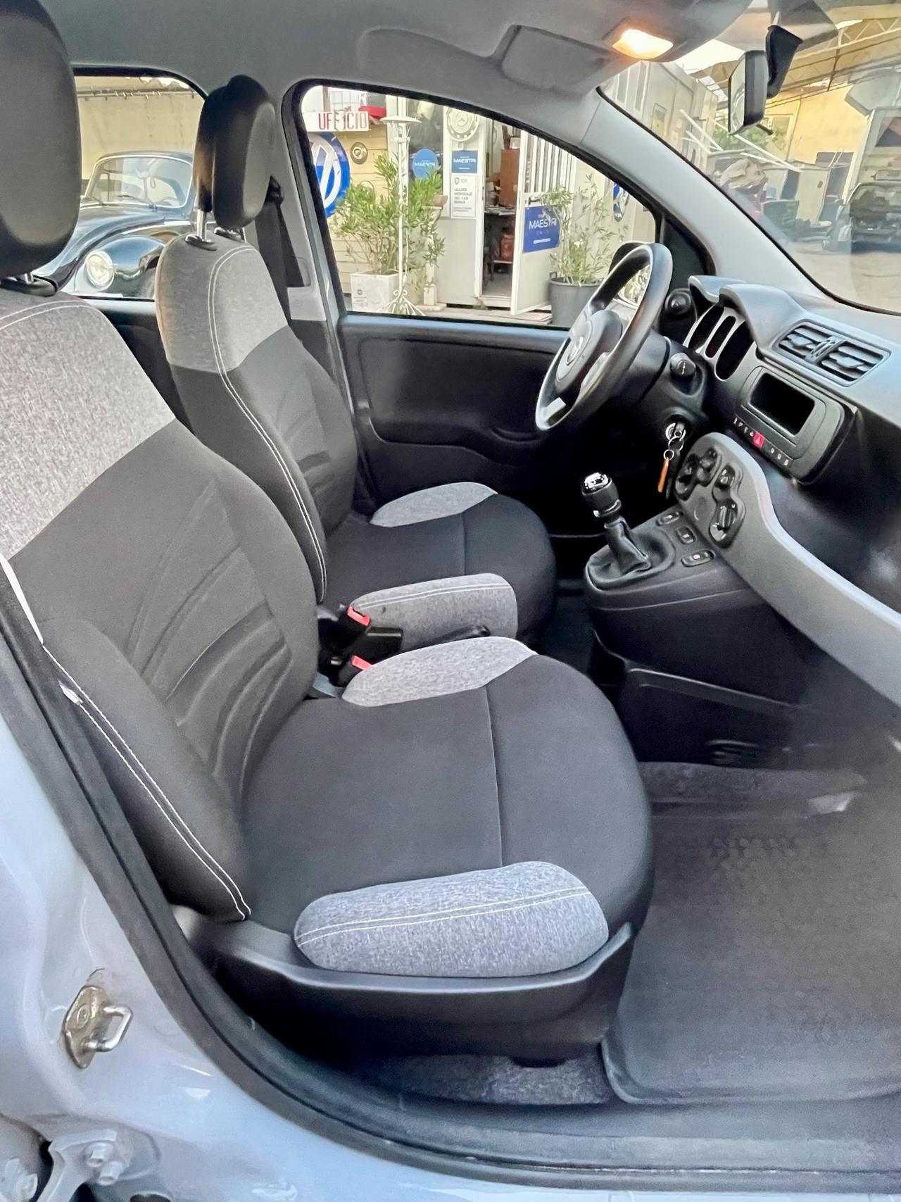 Fiat Panda 1.0 FireFly S&S Hybrid Red