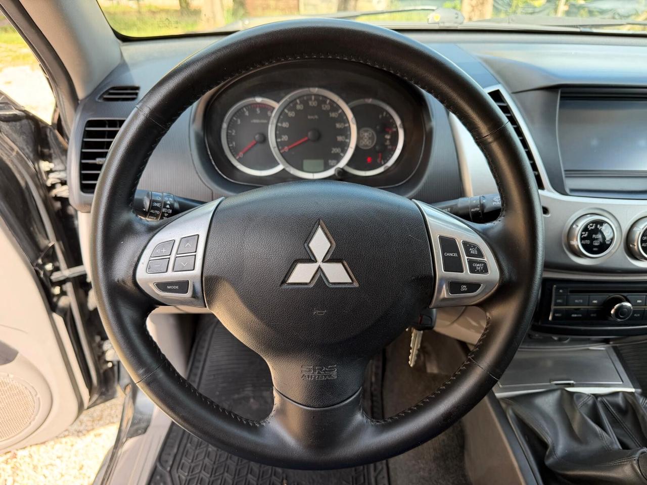 Mitsubishi L200 Gancio Traino Perfetto Full Optional