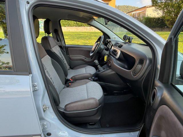 FIAT Panda CROSS 0.9 TwinAir Turbo S&S 4x4 5 POSTI