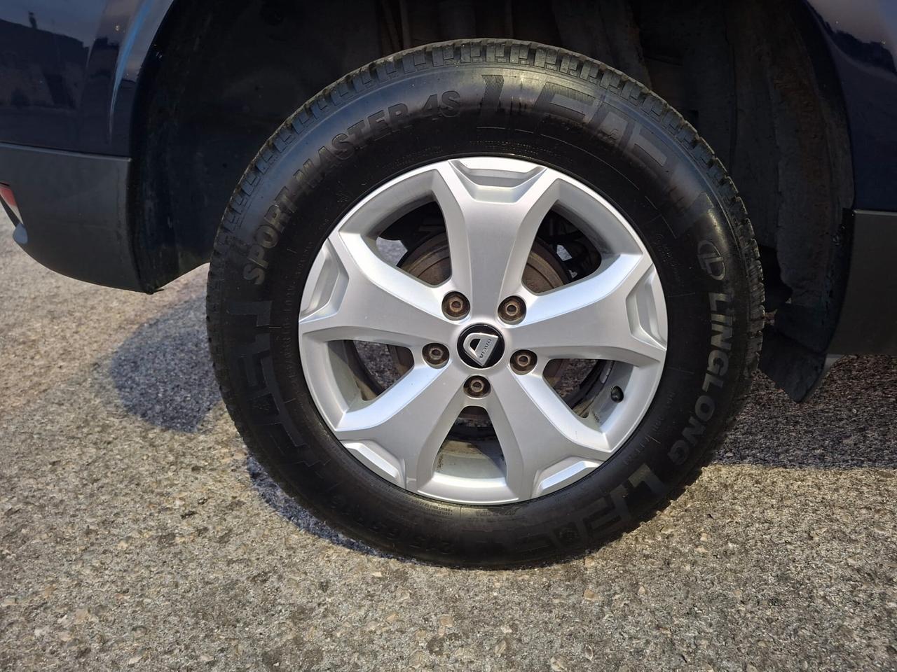 Dacia Duster 1.6 SCe GPL 4x2 Techroad