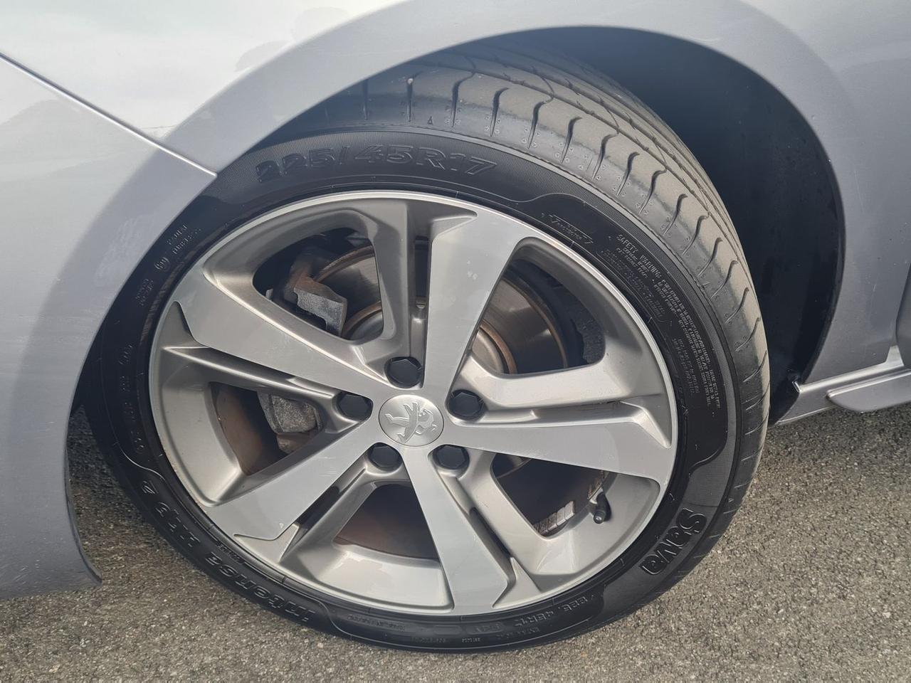 Peugeot 308 1.2 Pure Tech 130 GT Line #6498