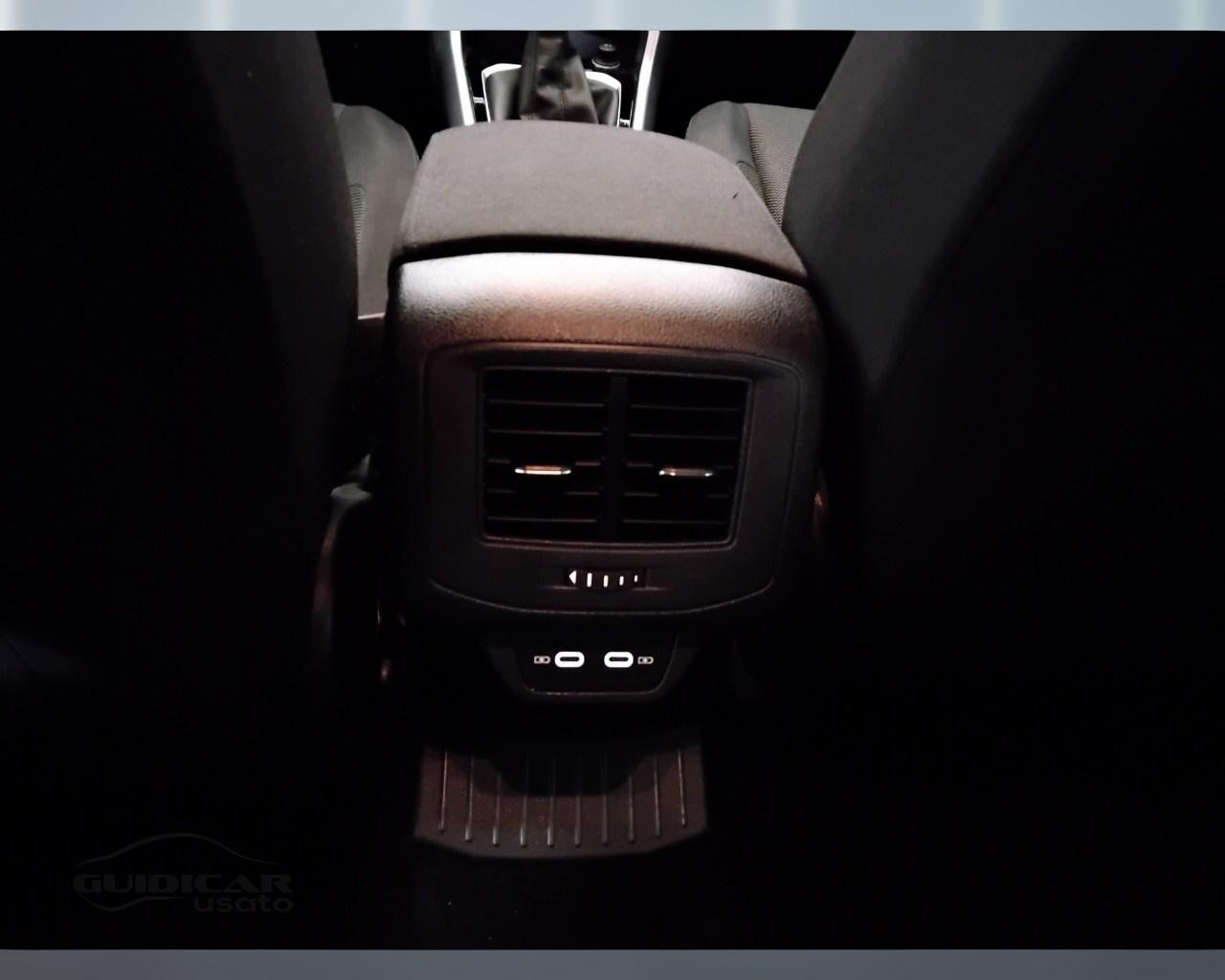 VOLKSWAGEN T-Roc I 2022 - T-Roc 1.5 tsi Life dsg