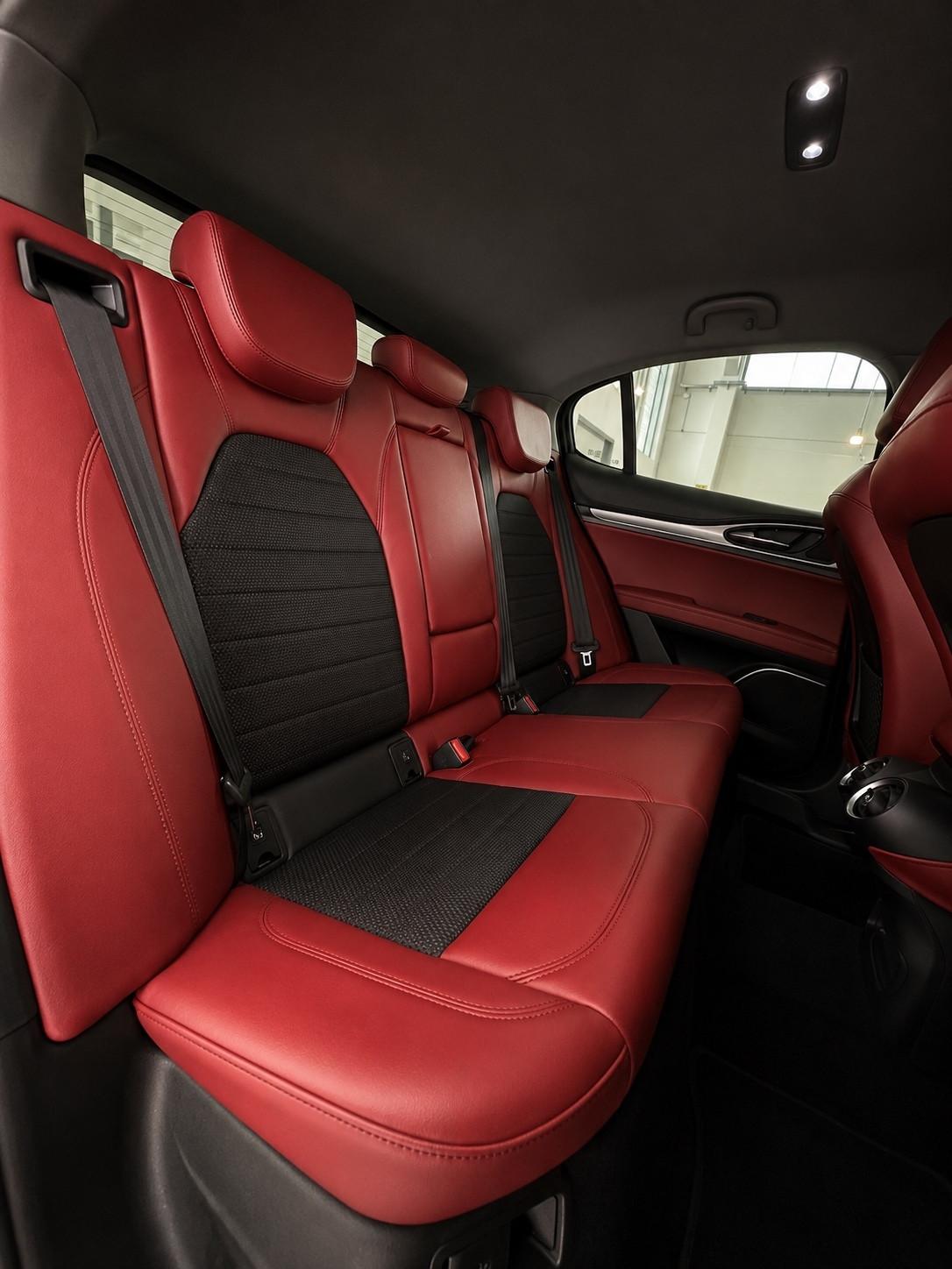 Alfa Romeo Stelvio 2.2 Turbodiesel 190 CV AT8 Q4 Sprint