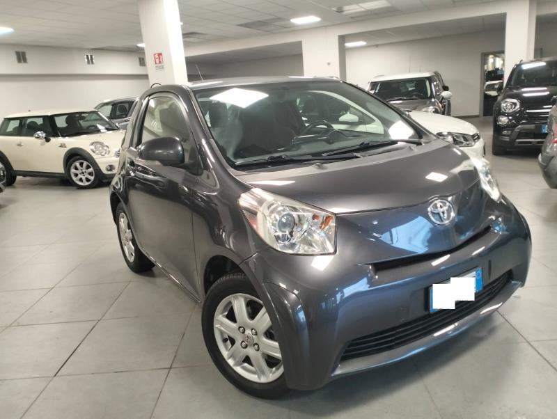 Toyota iQ 1.0 Active (sol) cvt E5
