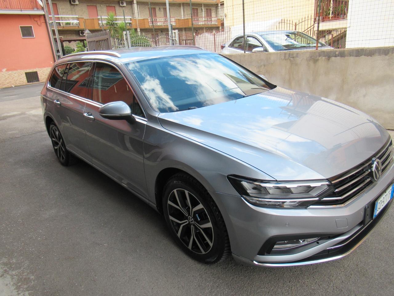 Volkswagen Passat Variant 2.0 TDI SCR 200 CV DSG Executive