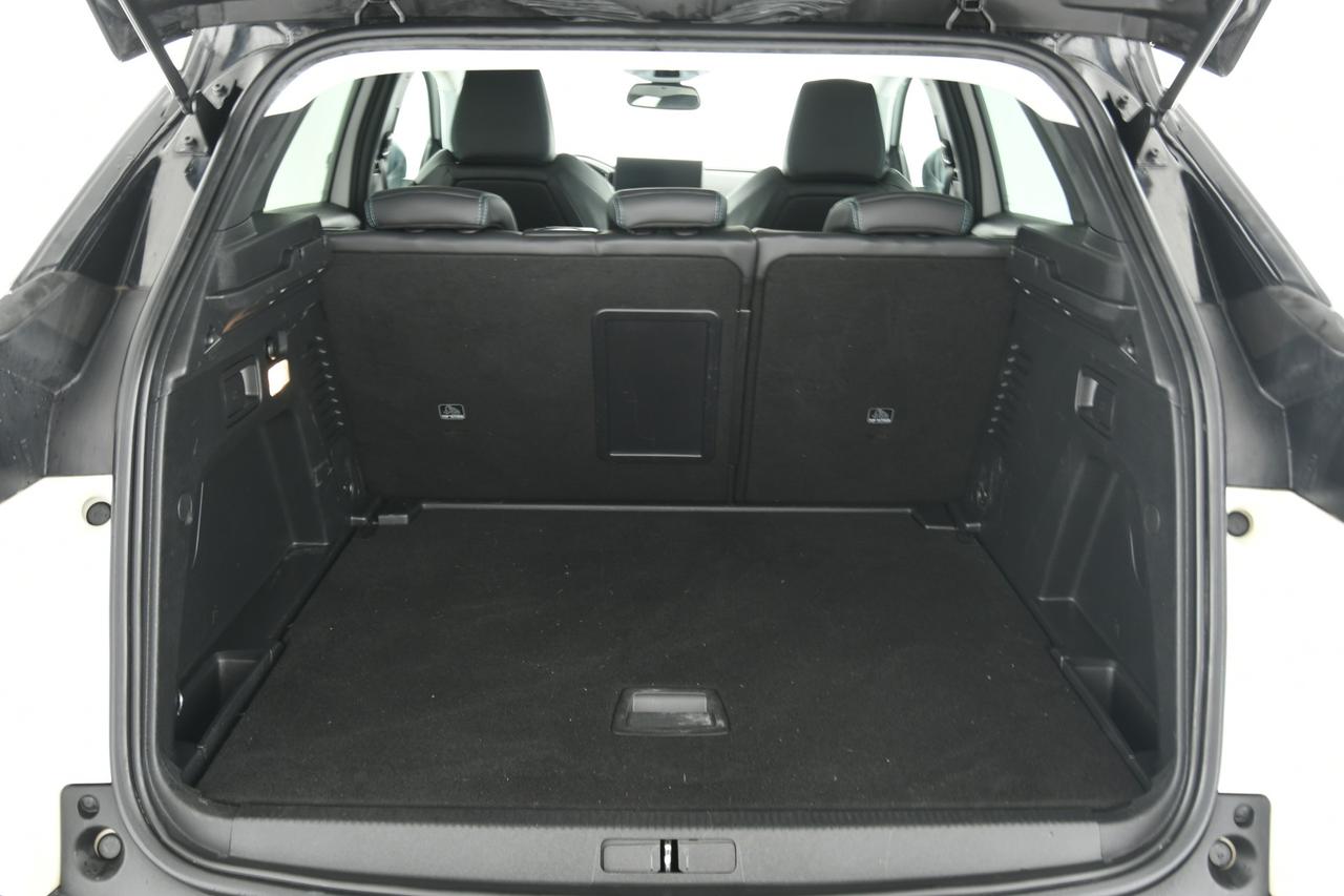 PEUGEOT 3008 1.5 bluehdi Allure Pack s&s 130cv eat8 CAMERA+APP CONNECT+C18"