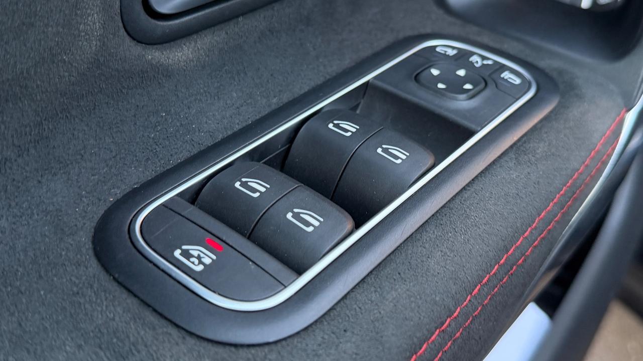 MERCEDES-BENZ CLA 2.0 SHOOTING BRAKE BUSINESS 116 CV - FULL LED, VIRTUAL COCKPIT, NEOPATENTATI